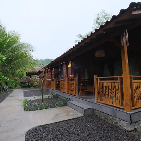 Java Turtle Lodge Meru Betiri Banyuwangi  Exterior photo