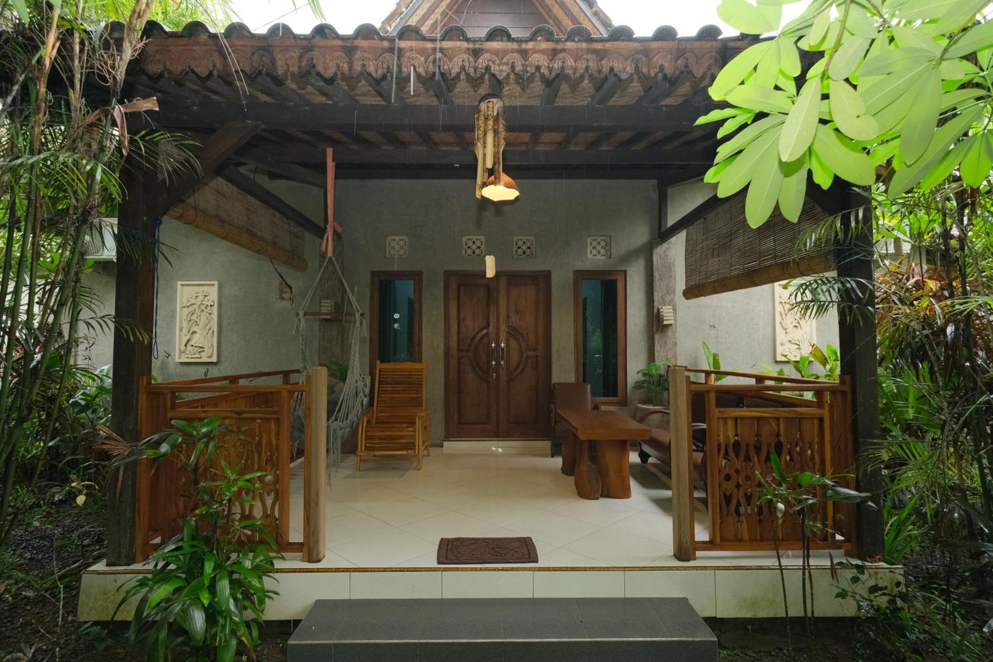 Homestay Turtle Meru Betiri Banyuwangi (East Java)